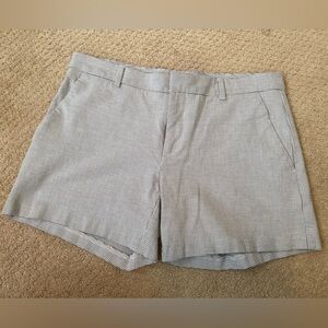 Banana Republic Light Gray Micro-Check Flat Front Shorts